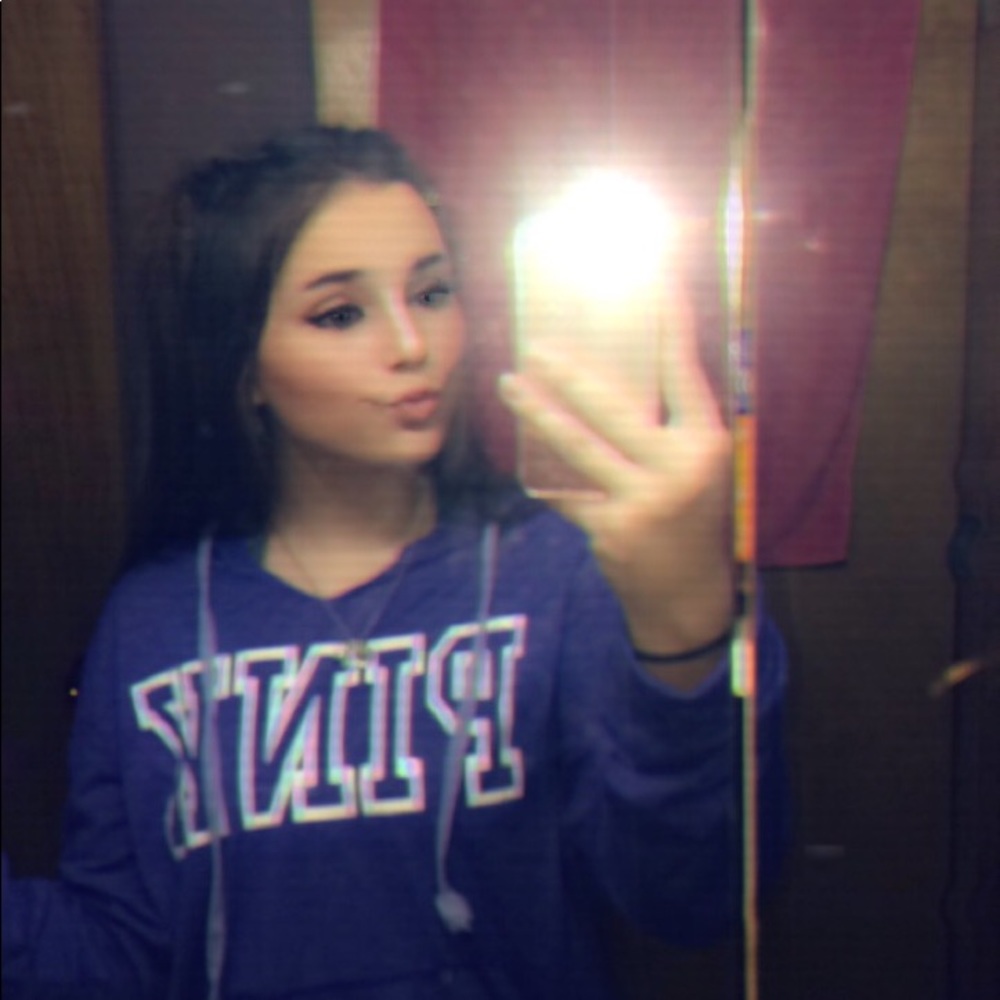 Meet your Posher, Sammara